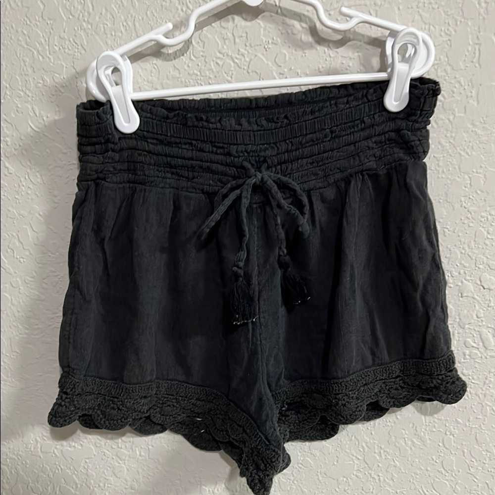Aerie High Waist Black Relaxed Fit Shorts